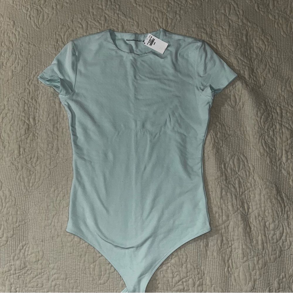 Abercrombie and fitch turquoise bodysuit t shirt size large